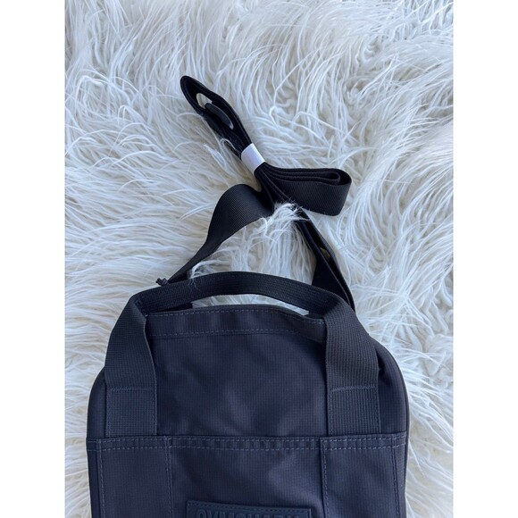 Gymshark Actice Holdall Mini Black - Picture 7 of 8